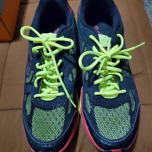 Avia Men's athletic shoes SZ 11.5 multi color excellent condition
